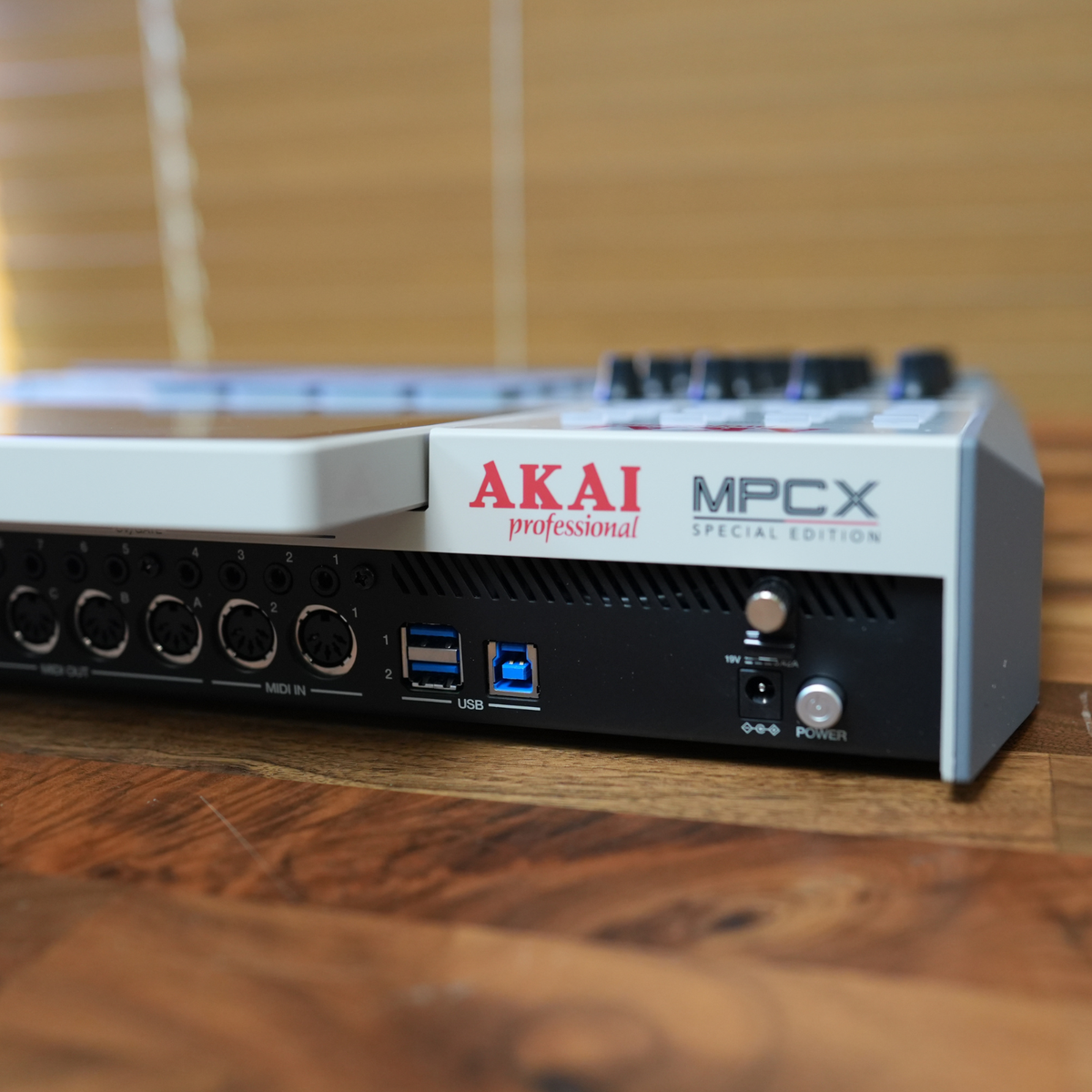 Akai Professional MPC X SE Standalone Production Workstation | eBay