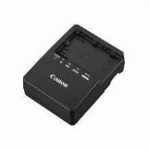 中古：AB(良品)】キヤノン EOS 80D EF-S18-135 IS USM レンズキット